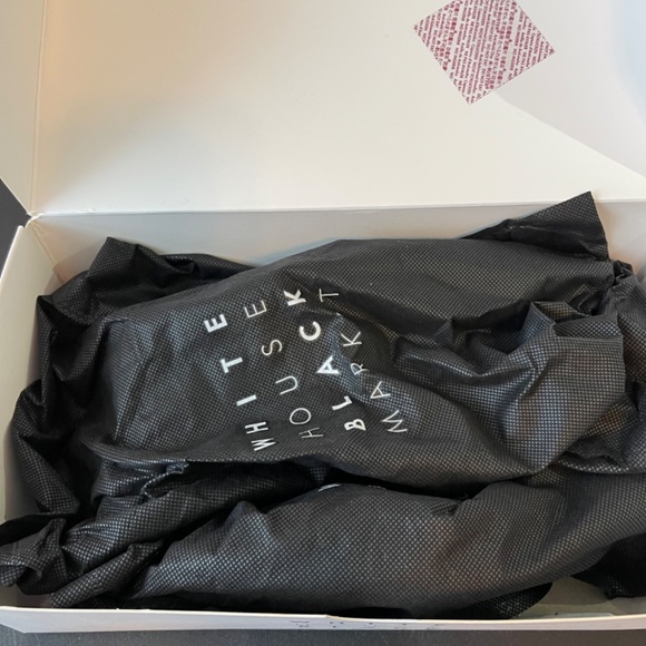 White House Black Market Ella Stiletto Pump - Picture 6 of 7